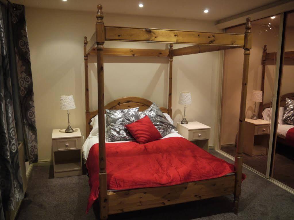 Dimple Well Lodge Hotel Wakefield Dış mekan fotoğraf