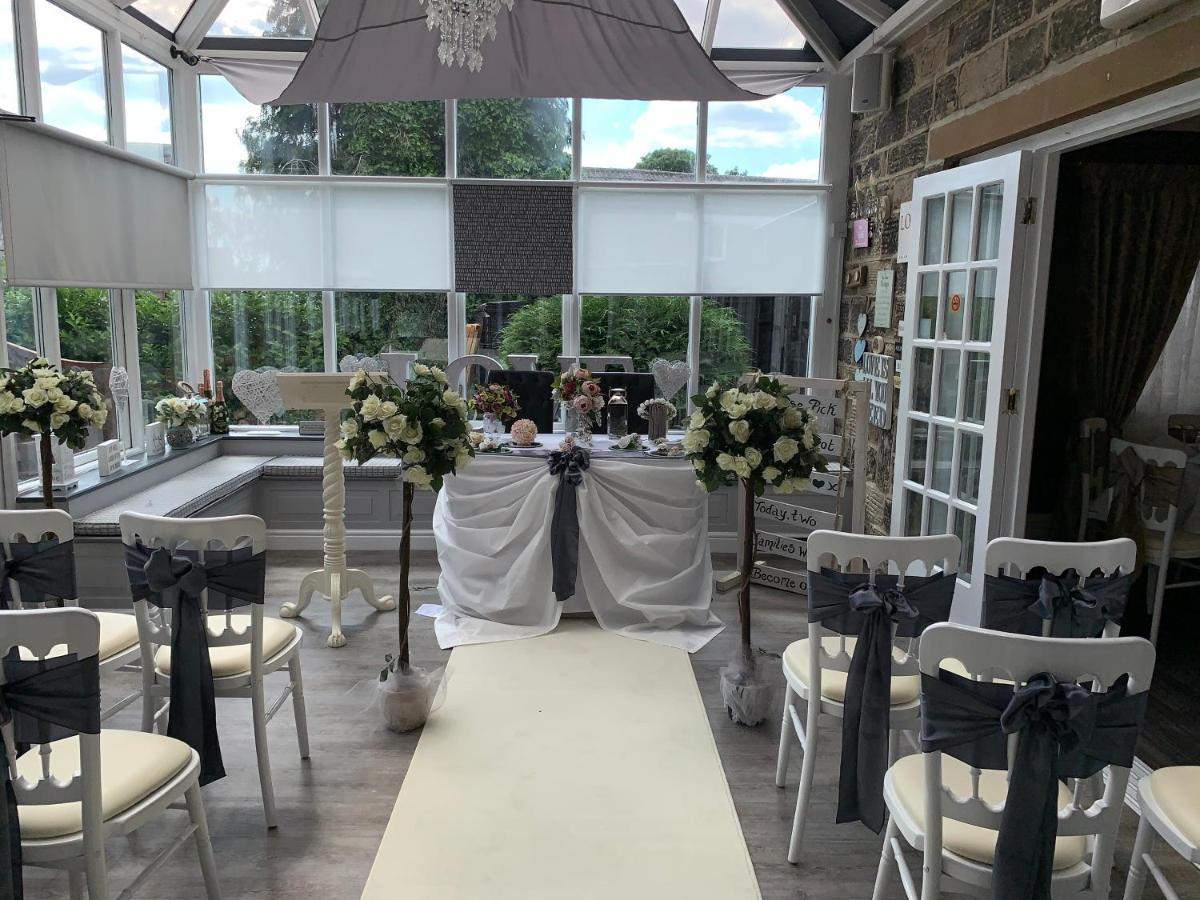 Dimple Well Lodge Hotel Wakefield Dış mekan fotoğraf
