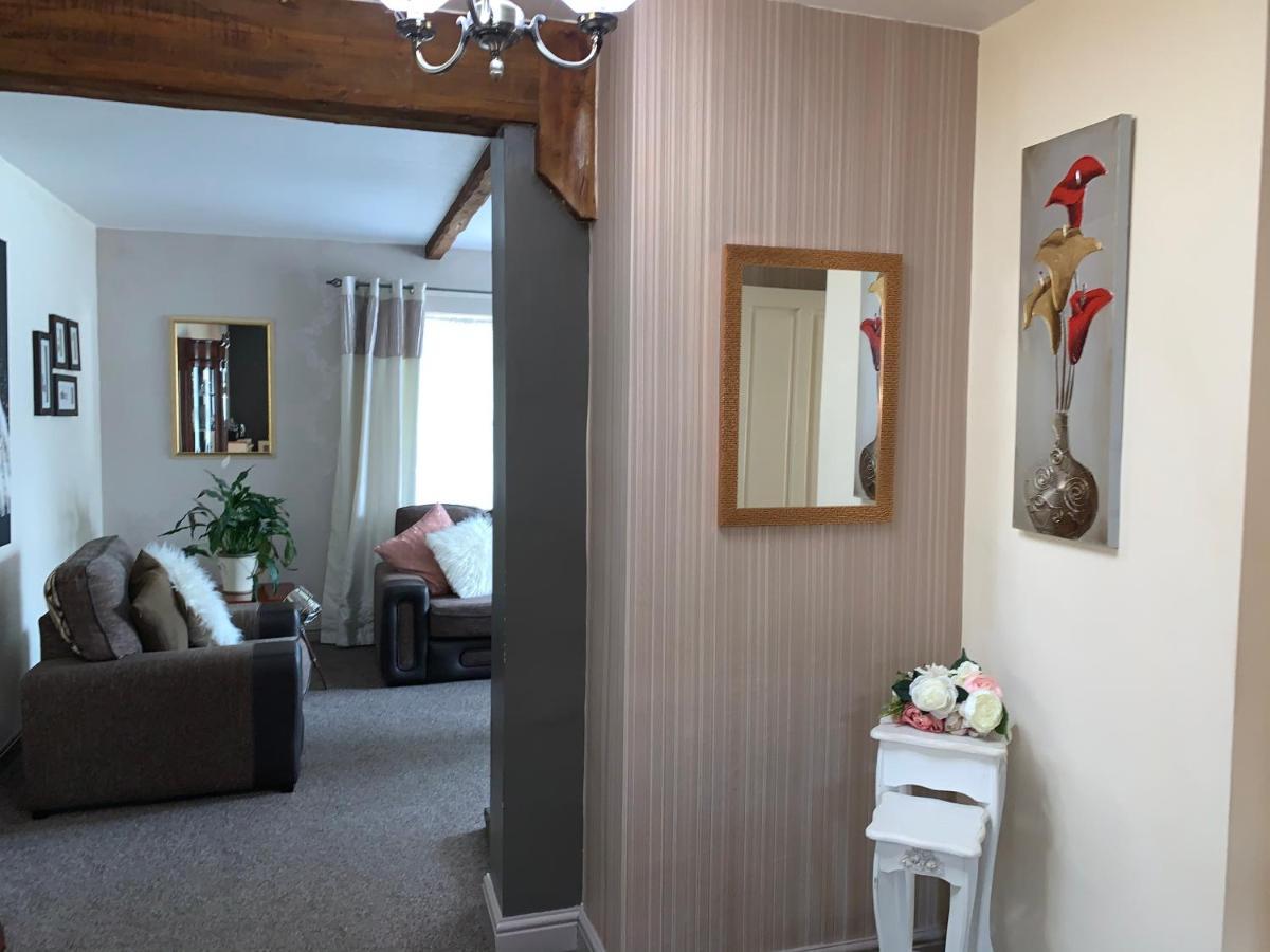 Dimple Well Lodge Hotel Wakefield Dış mekan fotoğraf